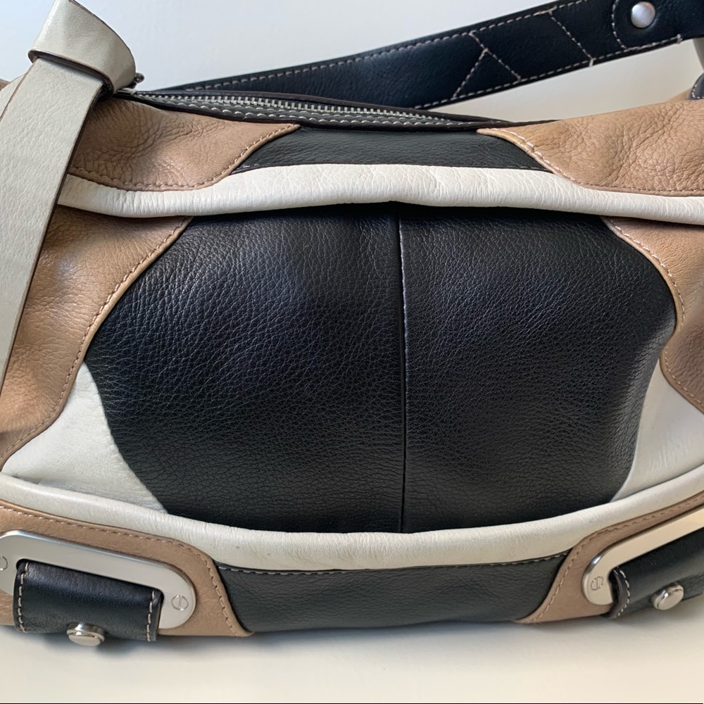 Stylish Black and Tan Leather Bag